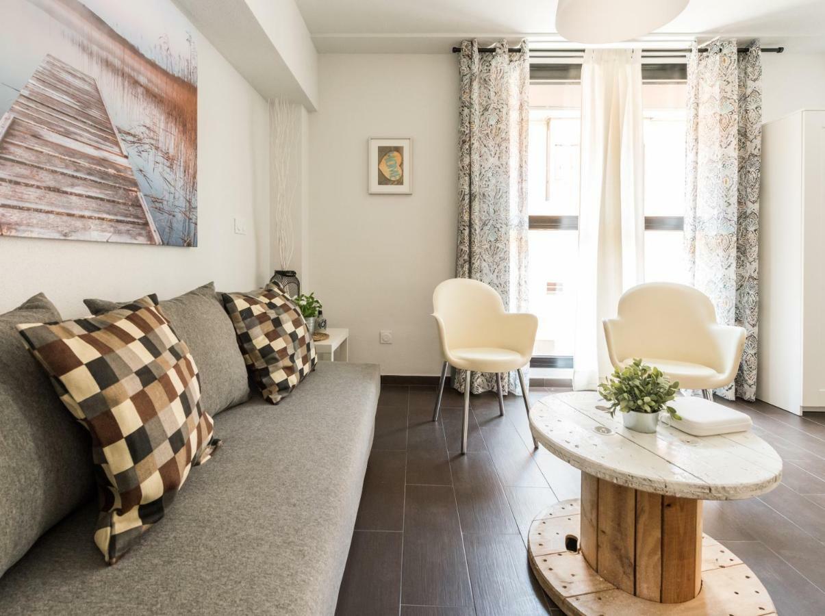 2 Habitaciones Apartamento Temporada En Lucero Madrid Exteriör bild