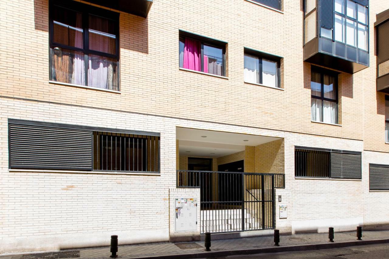 2 Habitaciones Apartamento Temporada En Lucero Madrid Exteriör bild